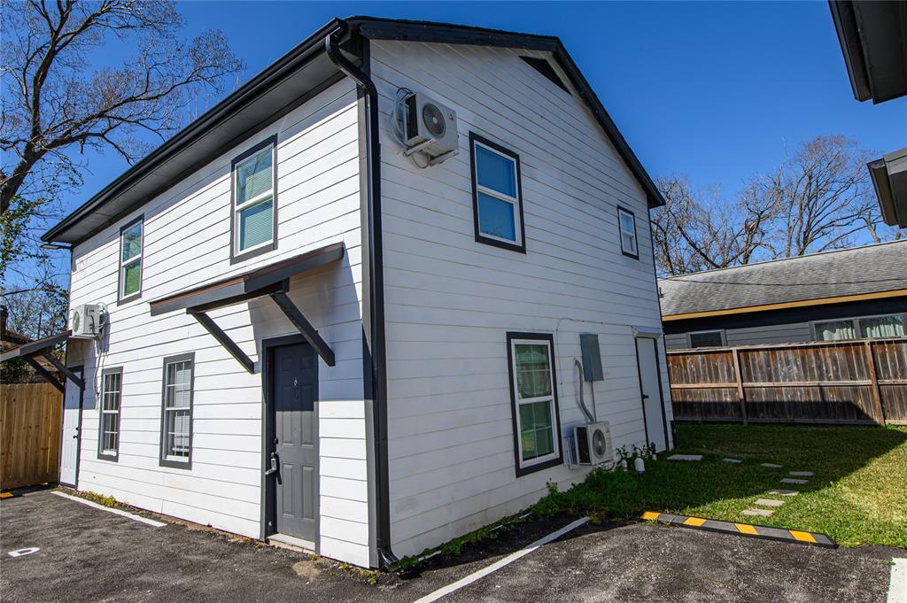 306 Stiles St in Houston, TX - Building Photo