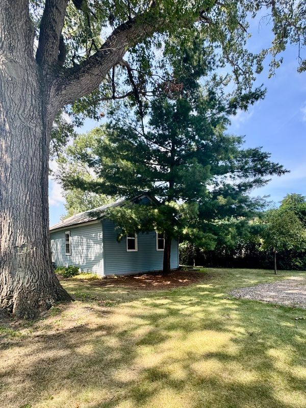 property at 13176 Wilton Ave