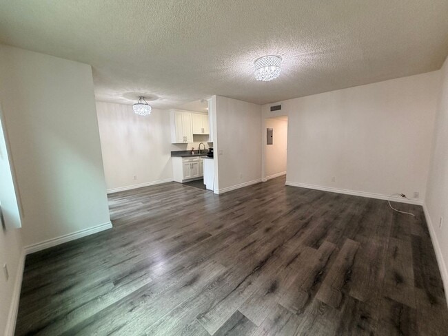 property at 512 Griswold St