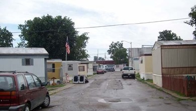 Lincoln Heights Mobile Home Park in New Haven, IN - Building Photo - Building Photo