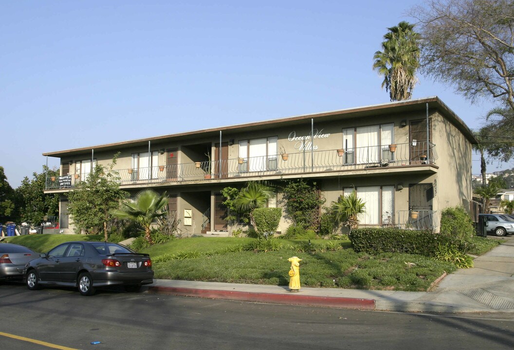 Ocean View Villas in Signal Hill, CA - Building Photo