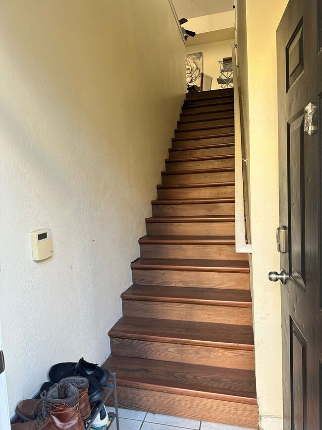 8957 Lee Vista Blvd in Orlando, FL - Building Photo - Building Photo