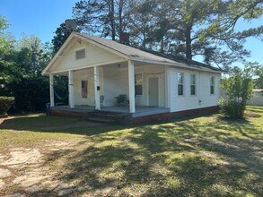 219 Gadsden St in Columbia, SC - Foto de edificio - Building Photo