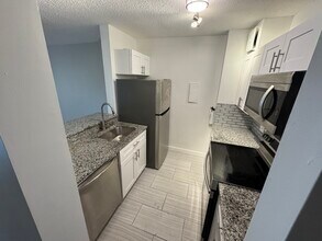 2320 Wisconsin Ave NW in Washington, DC - Building Photo - Building Photo