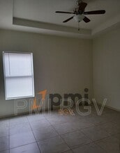 403 N Lotto Ln in Edinburg, TX - Building Photo - Building Photo