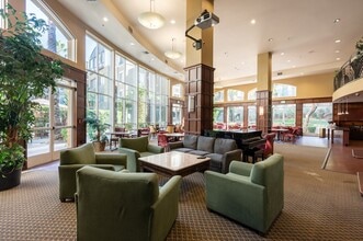 The Piedmont Senior Apartments in North Hollywood, CA - Foto de edificio - Building Photo