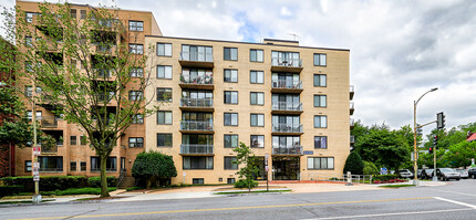 The Brittany in Washington, DC - Foto de edificio - Building Photo