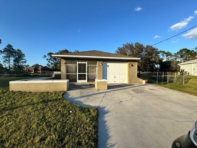 property at 4616 28th St SW