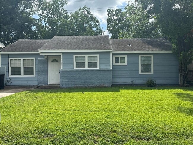 property at 9329 Chesterfield Dr