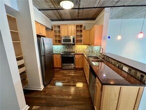 800 Peachtree St NE, Unit 1407 in Atlanta, GA - Building Photo - Building Photo