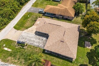 5826 Algiers St in Ft. Myers, FL - Building Photo - Building Photo