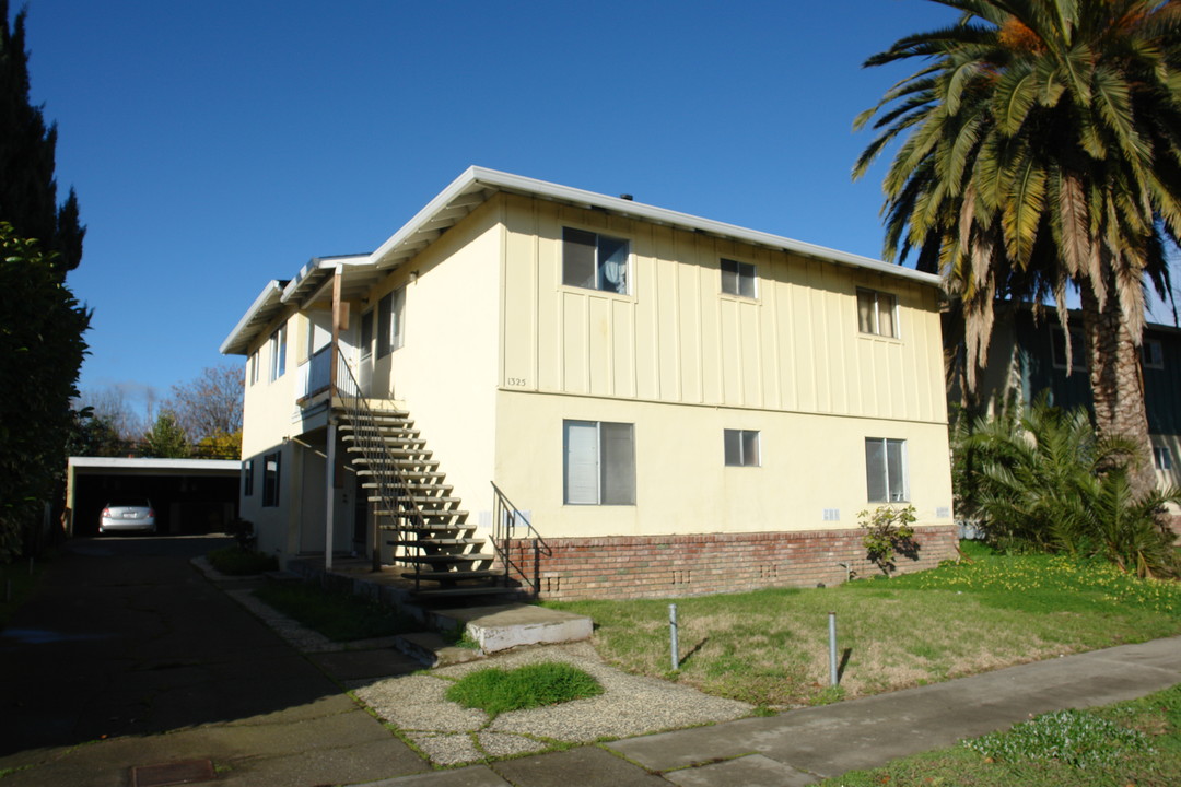 1325 San Tomas Aquino Pky in San Jose, CA - Building Photo