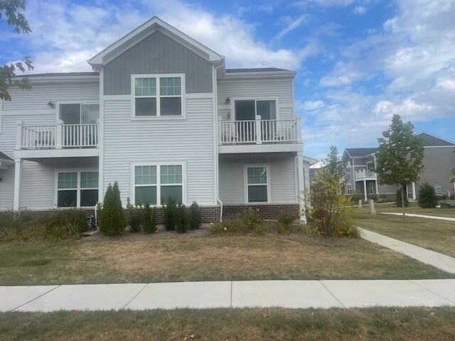 4197 Chelsea Mnr Cir in Aurora, IL - Building Photo - Building Photo