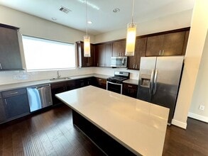 1613 Milby St in Houston, TX - Building Photo - Building Photo