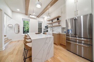 54 E Springfield St in Boston, MA - Building Photo