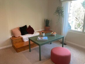 21338 Colina Dr in Topanga, CA - Building Photo - Building Photo