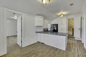 741 E Center St in Bountiful, UT - Foto de edificio - Building Photo