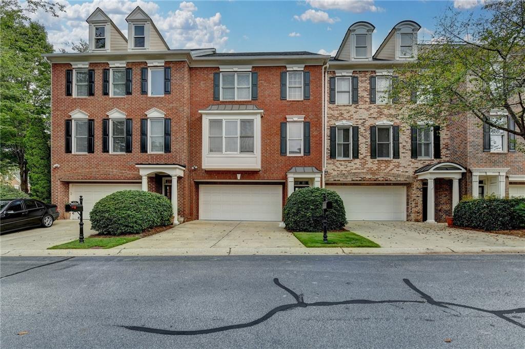 612 Vinings Estates Dr SE in Mableton, GA - Building Photo