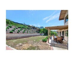 450 Marview Ln in Solana Beach, CA - Foto de edificio - Building Photo