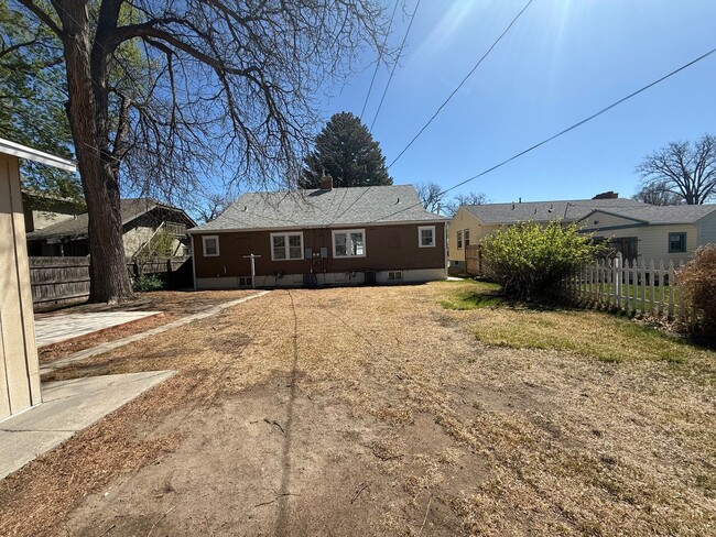 2404 Ave A in Scottsbluff, NE - Building Photo - Building Photo