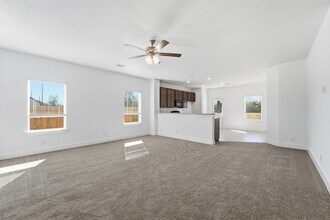 4506 Blue Mountain Laurel St in Pinehurst, TX - Building Photo - Building Photo