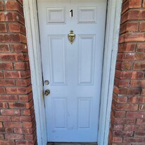 2071 Ulster Ave in Lake Katrine, NY - Building Photo