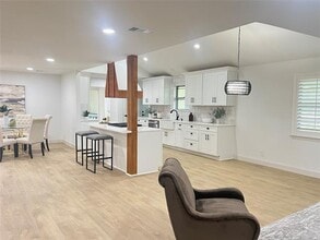 601 Kirby Ln in Richardson, TX - Building Photo - Building Photo