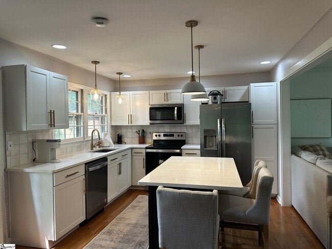 17 Homewood Ave in Taylors, SC - Building Photo - Building Photo