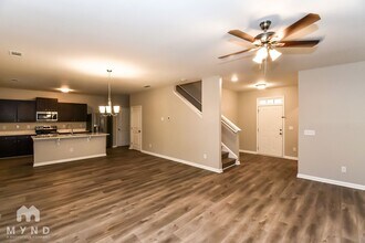 828 Lake Chase in Fairburn, GA - Foto de edificio - Building Photo