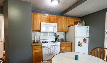 86 Linden St, Unit 1 in Boston, MA - Building Photo - Building Photo