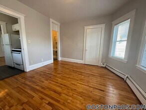 3 Kingsley Terrace in Lynn, MA - Building Photo - Building Photo