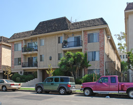 732 N Orlando Ave Apartments