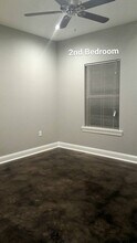 416 S Sherman Ave, Unit D in Iowa, LA - Building Photo - Building Photo