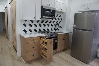 1550 Warren St, Unit 1 in Allentown, PA - Building Photo - Building Photo