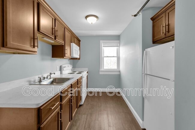 618 Elmwood Ave in Buffalo, NY - Building Photo - Building Photo