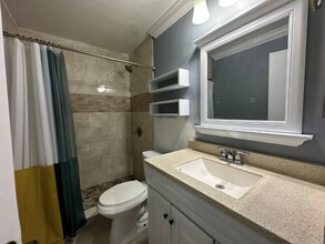 106 Coralwood Cir in Kissimmee, FL - Foto de edificio - Building Photo