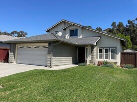 12089 Rue des Amis in San Diego, CA - Building Photo