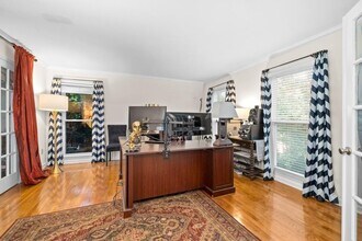 2339 Milstead Cir NE in Marietta, GA - Foto de edificio - Building Photo