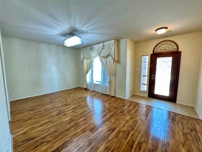12905 Meadow Springs Dr in Pearland, TX - Building Photo - Building Photo