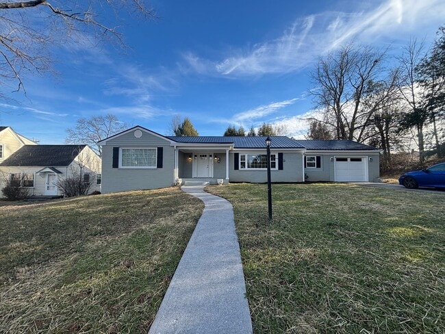 property at 104 8th St