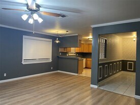 7623 Deadwood Dr in Houston, TX - Building Photo