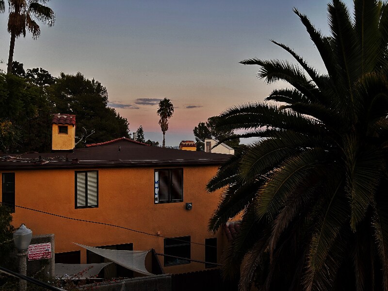 6214 Holly Mont Dr in Los Angeles, CA - Building Photo