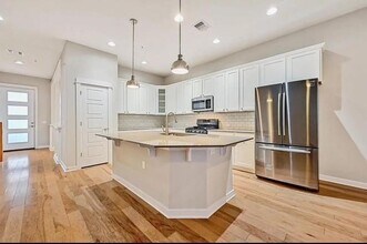 3909 Vaughan St in Austin, TX - Building Photo - Building Photo