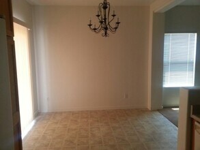 129 West Calle Guija in Sahuarita, AZ - Building Photo - Building Photo