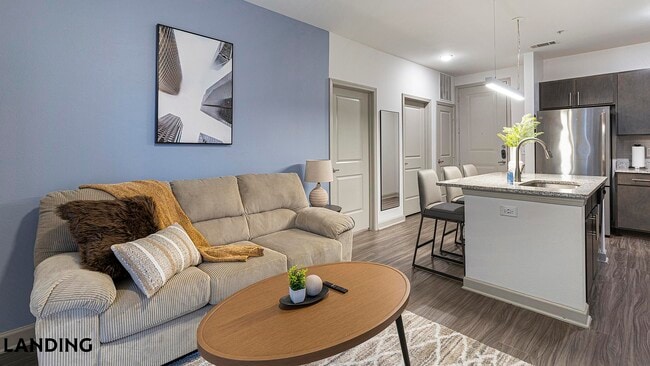 2800 NE Green Oaks Blvd