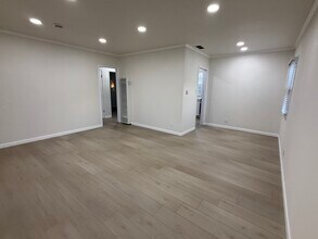 6522 W 86th Pl in Los Angeles, CA - Building Photo - Building Photo