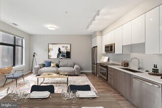 911 2nd St NE in Washington, DC - Building Photo - Building Photo