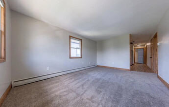 2624 Aldrich Ave S in Minneapolis, MN - Building Photo - Building Photo