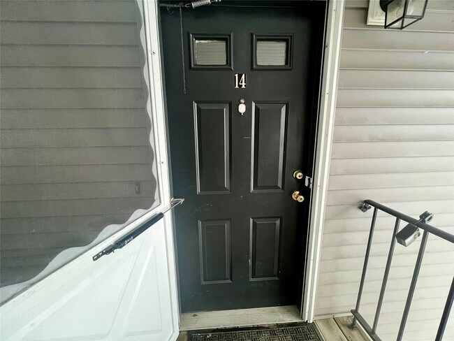 100 Hillside Dr-Unit -A14 in Middletown, NY - Building Photo - Building Photo