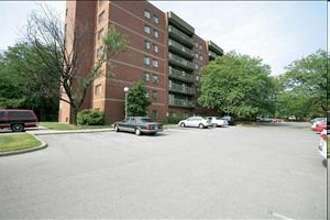 California Square in Louisville, KY - Building Photo - Building Photo